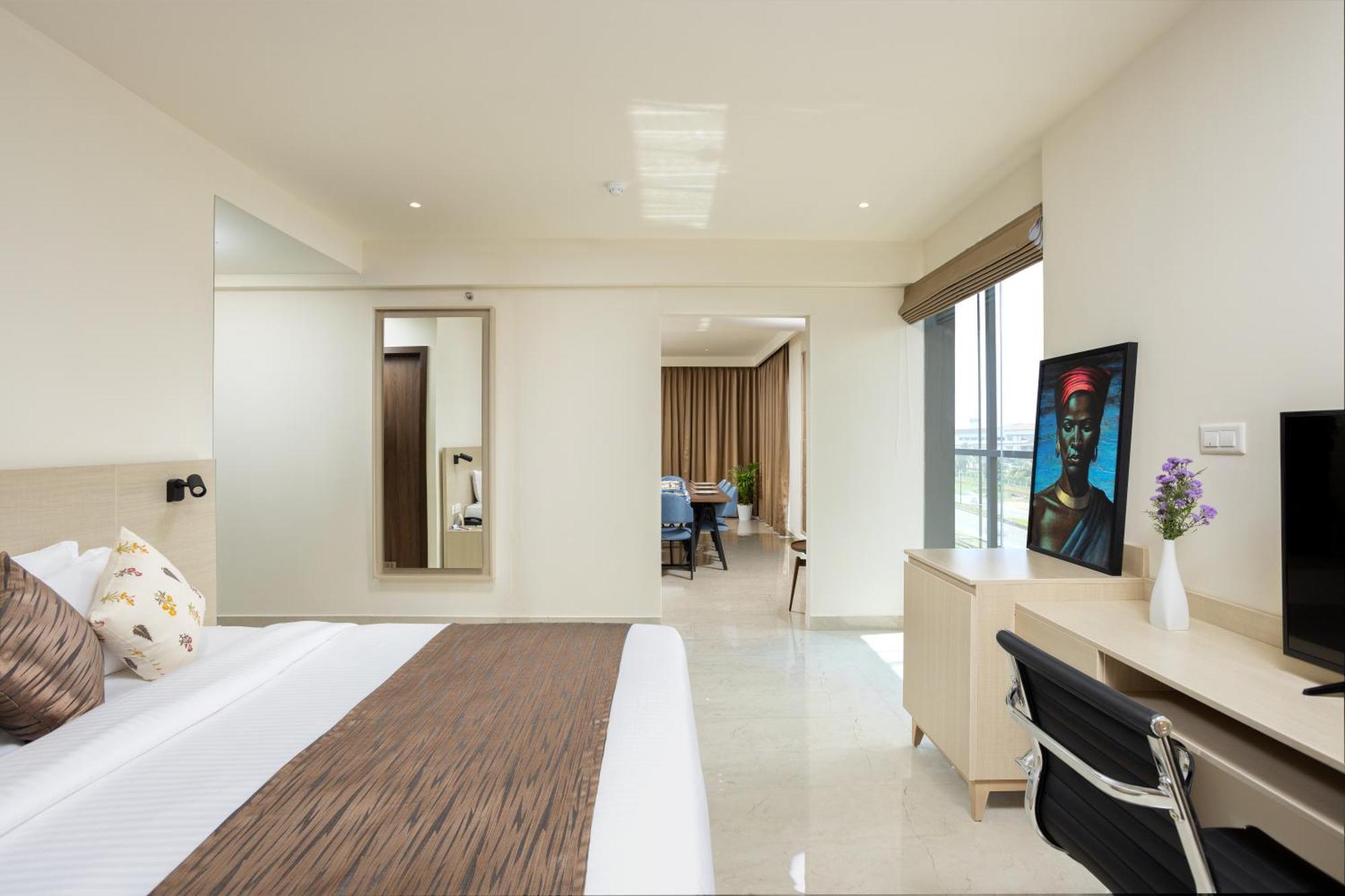 Presidency Airport Hotel Kochi Exterior foto